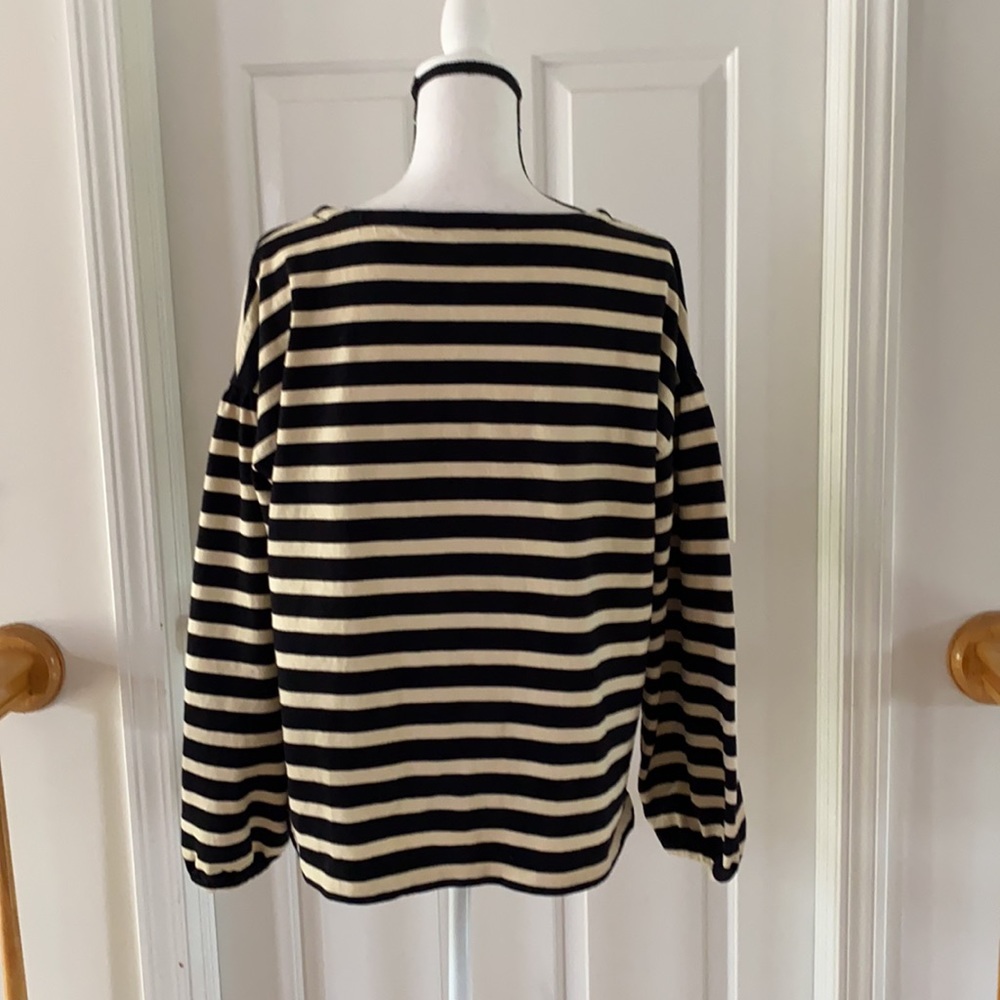 04:08 - JCrew Mariner Cloth Puff-sleeve Top - Picture 4 of 10